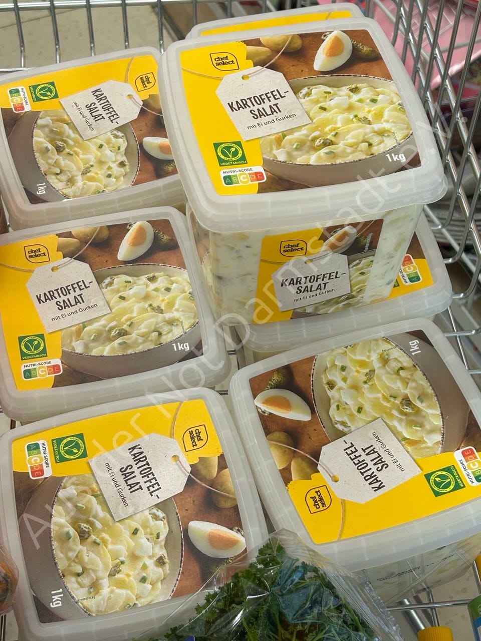 Versorgung von Menschen mit Lebensmitteln, Hygieneartikeln und mehr