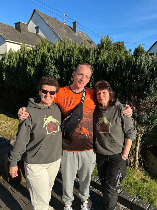 Vor 365 Tagen hat Patrick den Schlafsack gegen ein Bett getauscht.